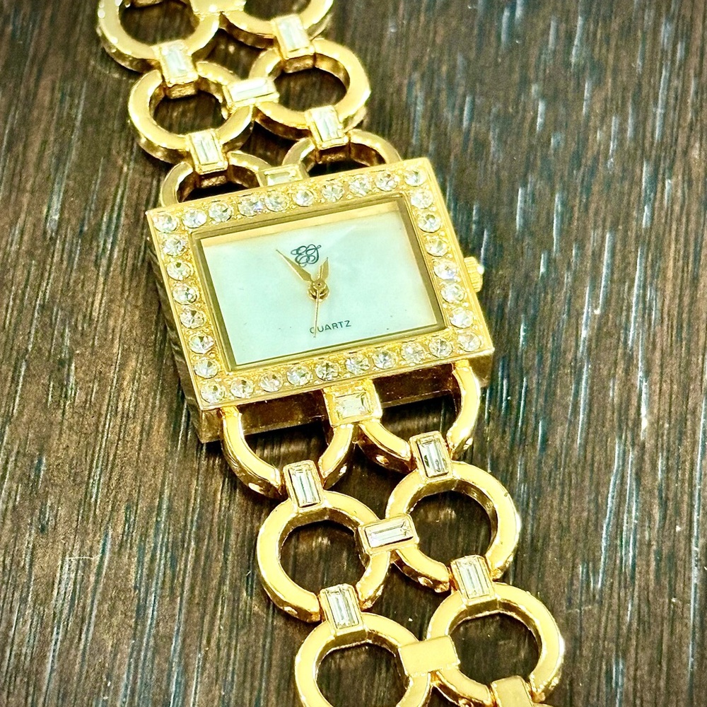 NEW IN BOX Elizabeth Arden Gold Chain-Link crystal Bracelet Watch